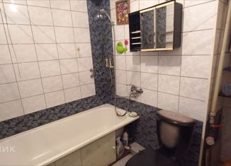 Продажа 3-ком. квартиры, 41.2 м2, Саратов, улица имени А.П. Шехурдина, 62А, Ленинский район