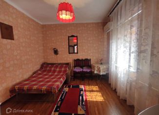 Продам 1-комнатную квартиру, 18.8 м2, Туапсе, улица Карла Маркса, 26