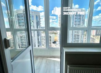 Продам 1-ком. квартиру, 40 м2, Симферополь, улица Никанорова, 4Г, ЖК Фиалка