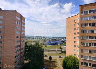 Продаю 2-комнатную квартиру, 51.7 м2, Нижнекамск, проспект Химиков, 6