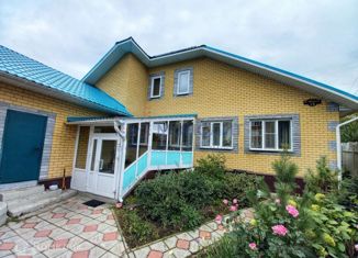 Продаю дом, 193.9 м2, Канаш, улица Карла Маркса, 18