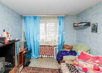 Продаю комнату, 17.9 м2, Тюмень, улица Мельникайте, 44А, Центральный округ