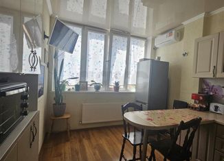 Продается 2-комнатная квартира, 54.9 м2, Краснодар, улица имени Сергея Есенина, 94, Музыкальный микрорайон