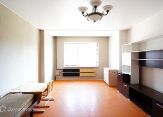 Продаю 1-ком. квартиру, 42 м2, Северодвинск, улица Ломоносова, 5