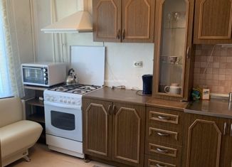 Сдаю 2-комнатную квартиру, 42 м2, Конаково, улица Горького, 3А