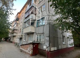 Продам 3-комнатную квартиру, 48 м2, Калуга, Грабцевское шоссе, 72