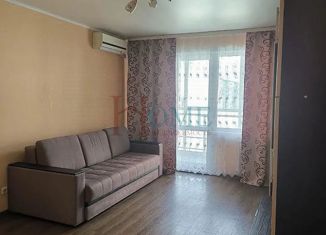 Сдам 1-ком. квартиру, 40 м2, Новосибирск, Троллейная улица, 12