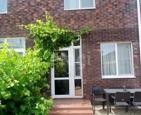 Продажа таунхауса, 100 м2, село Витязево, улица Мира, 14