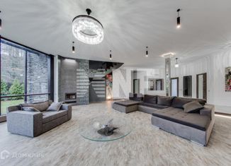 Продаю дом, 600 м2, деревня Веледниково, Усадебная улица