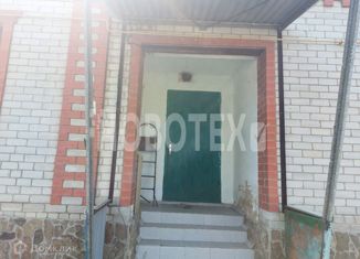 Продаю дом, 230 м2, станица Кавказская, улица Малиновского