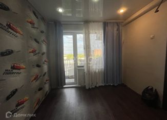 Сдается в аренду 2-комнатная квартира, 45 м2, Ачинск, 3-й микрорайон, 32