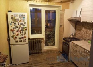 Продам 1-комнатную квартиру, 38 м2, Ленинградская область, Киевское шоссе, 44
