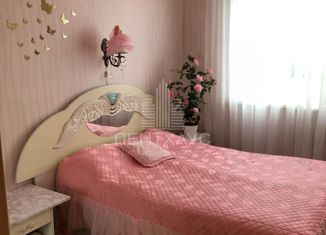 Продаю 3-ком. квартиру, 65.2 м2, Собинка, улица Гагарина, 26