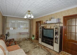 Продаю четырехкомнатную квартиру, 61.5 м2, рабочий поселок Маркова, рабочий посёлок Маркова, 25