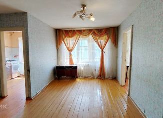 Трехкомнатная квартира на продажу, 42.6 м2, Оренбургская область, Томилинская улица, 251