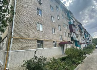 Продажа однокомнатной квартиры, 32 м2, Элиста, 3-й микрорайон, 24