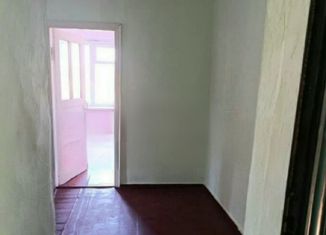 Продам двухкомнатную квартиру, 45 м2, Симферополь, проспект Кирова, 17, Центральный район