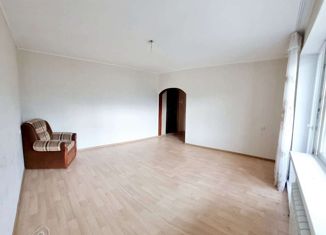 Продается 2-ком. квартира, 50 м2, посёлок городского типа Лососина, улица 8 Марта, 15