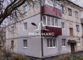 Продажа 3-комнатной квартиры, 42.5 м2, Брянская область, Спортивная улица, 6