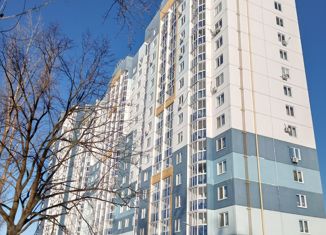 Продаю 1-ком. квартиру, 37 м2, Орёл, Советский район, улица Генерала Родина, 68