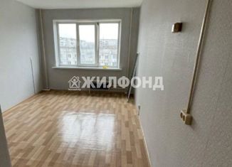Продается 1-комнатная квартира, 17 м2, Кемерово, улица Попова, 3