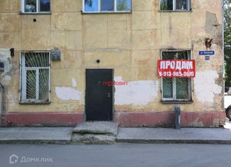 Продаю 2-комнатную квартиру, 72 м2, Новосибирск, Весенняя улица, 16, Весенняя улица