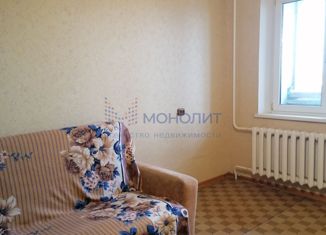 Продам 1-ком. квартиру, 33 м2, Нижний Новгород, улица Дмитрия Павлова, 3