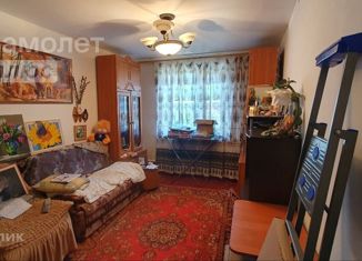 Продам 2-комнатную квартиру, 39.2 м2, поселок Комсомольский, улица 50 лет Октября, 16