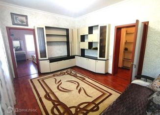 Продаю 3-ком. квартиру, 65 м2, Новомосковск, Октябрьская улица, 15