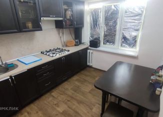 Продается трехкомнатная квартира, 74 м2, Нарткала, Красная улица, 267