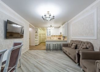 Продажа 3-ком. квартиры, 90 м2, Краснодар, улица Героя Хабибуллина, 13