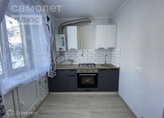 Продажа трехкомнатной квартиры, 61.2 м2, Белебей, улица Амирова, 7Б