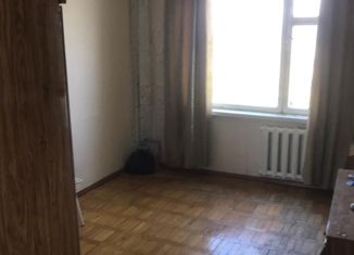 Продажа 4-комнатной квартиры, 90 м2, Нальчик, улица Шогенова, 16, район Дубки