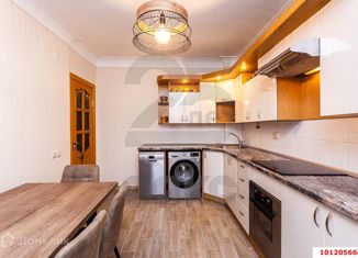 Трехкомнатная квартира на продажу, 100 м2, Краснодар, улица Воровского, 180, улица Воровского