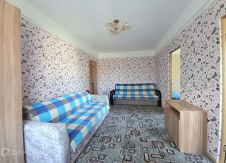 Продажа 4-комнатной квартиры, 61.4 м2, Железноводск, улица Карла Маркса, 33