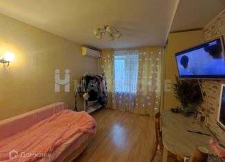 Продам 1-ком. квартиру, 14 м2, Таганрог, улица Осипенко, 41