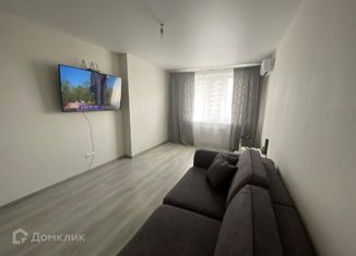 Продам однокомнатную квартиру, 45 м2, Самара, Краснодонская улица, 10, метро Кировская