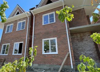 Продам таунхаус, 94 м2, Горячий Ключ, улица Калинина