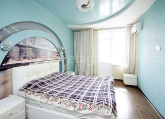 Продается двухкомнатная квартира, 77.8 м2, Омск, улица Маршала Жукова, 107, Центральный округ