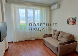 Продаю 1-ком. квартиру, 38.3 м2, Новороссийск, улица Видова, 121Ак7