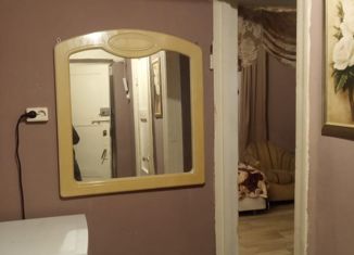 Продажа 1-комнатной квартиры, 32 м2, поселок Кобринское, Школьная улица, 4