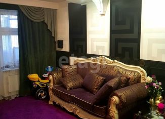 Продается 5-комнатная квартира, 61.4 м2, Казань, улица Академика Завойского, 7, Советский район