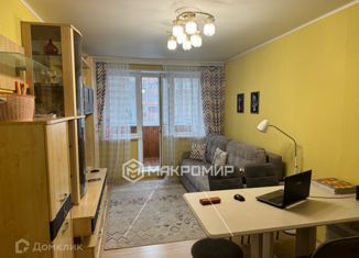 Продается двухкомнатная квартира, 43 м2, Челябинск, улица Куйбышева, 75