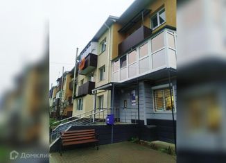 Продаю 3-комнатную квартиру, 63 м2, село Ездочное, Центральная улица, 2