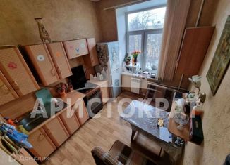 Продается двухкомнатная квартира, 64 м2, Москва, улица Свободы, 19/1, станция Тушинская