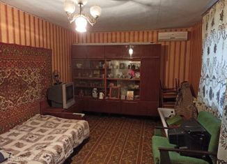 Продаю однокомнатную квартиру, 35.8 м2, Красноперекопск, площадь Героев Перекопа