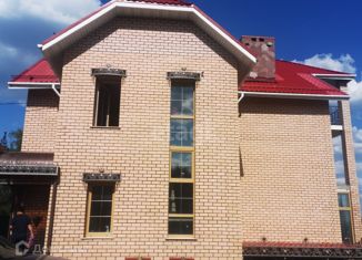 Продаю дом, 423.9 м2, поселок городского типа Староуткинск, Октябрьская улица, 27А