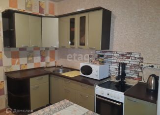 Сдам в аренду 3-ком. квартиру, 70 м2, Новый Уренгой, проспект Мира, 49