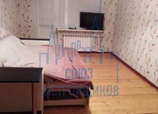 Продаю 2-ком. квартиру, 46.5 м2, посёлок Совхоза Селезнёвский, Первомайская улица, 2