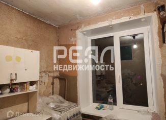 Продажа 3-ком. квартиры, 56 м2, Санкт-Петербург, проспект Раевского, 5, проспект Раевского